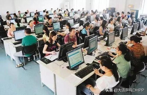 与电子商务专业类似的