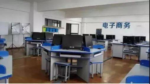 电子商务专业要配电脑吗